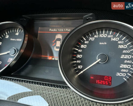 Ауди С8 2007 в Киеве на Automoto.ua Черный Ауди С8, объемом двигателя 5.2 л и пробегом 150 тыс. км за 14990 $, фото 29 на Automoto.ua