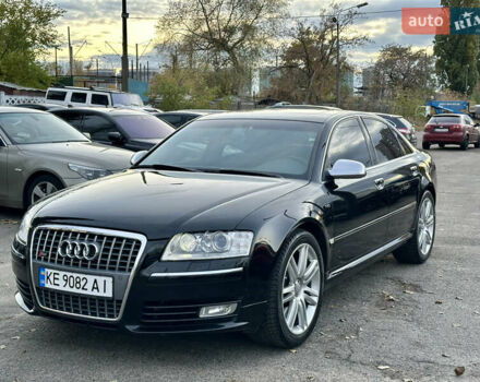Ауди С8 2007 в Киеве на Automoto.ua Черный Ауди С8, объемом двигателя 5.2 л и пробегом 150 тыс. км за 14990 $, фото 10 на Automoto.ua