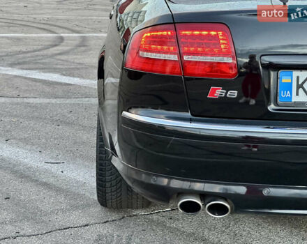 Ауди С8 2007 в Киеве на Automoto.ua Черный Ауди С8, объемом двигателя 5.2 л и пробегом 150 тыс. км за 14990 $, фото 54 на Automoto.ua