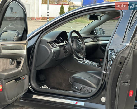 Ауди С8 2007 в Киеве на Automoto.ua Черный Ауди С8, объемом двигателя 5.2 л и пробегом 150 тыс. км за 14990 $, фото 46 на Automoto.ua