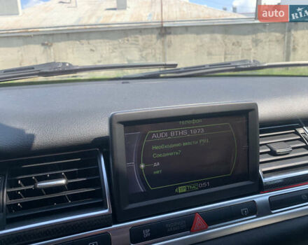 Черный Ауди С8, объемом двигателя 5.2 л и пробегом 270 тыс. км за 12999 $, фото 27 на Automoto.ua