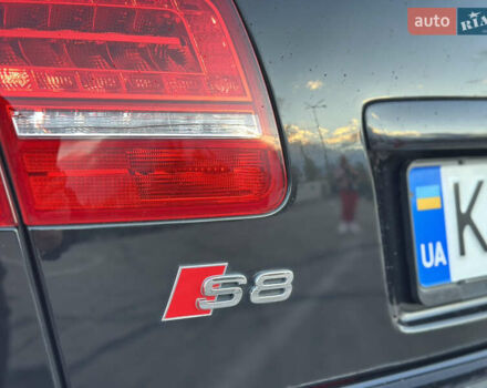 Ауди С8 2007 в Киеве на Automoto.ua Черный Ауди С8, объемом двигателя 5.2 л и пробегом 150 тыс. км за 14990 $, фото 72 на Automoto.ua