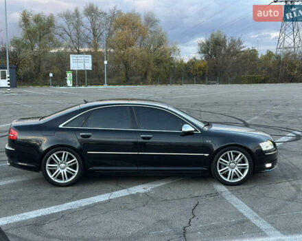 Ауди С8 2007 в Киеве на Automoto.ua Черный Ауди С8, объемом двигателя 5.2 л и пробегом 150 тыс. км за 14990 $, фото 9 на Automoto.ua