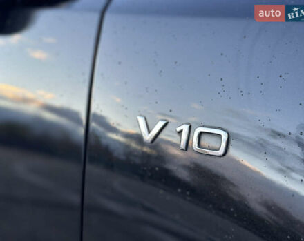 Ауди С8 2007 в Киеве на Automoto.ua Черный Ауди С8, объемом двигателя 5.2 л и пробегом 150 тыс. км за 14990 $, фото 70 на Automoto.ua