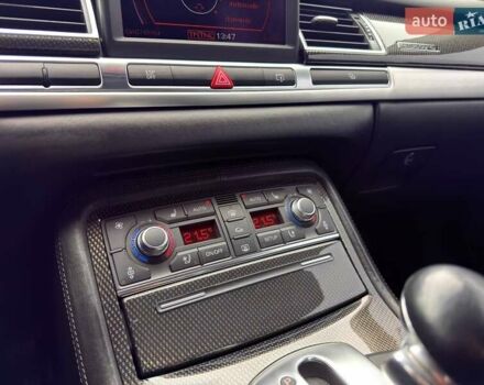 Черный Ауди С8, объемом двигателя 5.2 л и пробегом 153 тыс. км за 22777 $, фото 32 на Automoto.ua