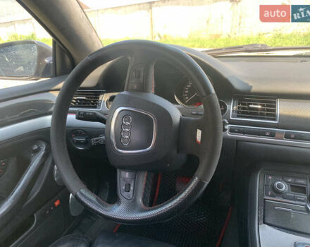 Черный Ауди С8, объемом двигателя 5.2 л и пробегом 270 тыс. км за 12999 $, фото 24 на Automoto.ua