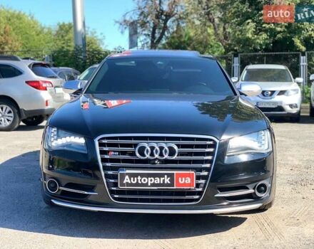 Ауди С8 2013 в Виннице на Automoto.ua Черный Ауди С8, объемом двигателя 4 л и пробегом 218 тыс. км за 22590 $, фото 1 на Automoto.ua