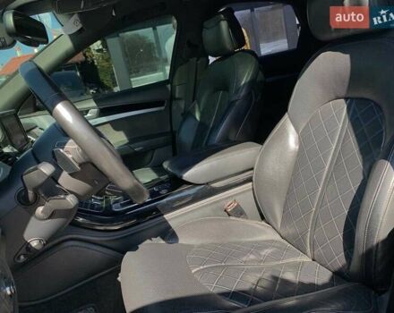 Ауди С8 2013 в Виннице на Automoto.ua Черный Ауди С8, объемом двигателя 4 л и пробегом 218 тыс. км за 22590 $, фото 44 на Automoto.ua