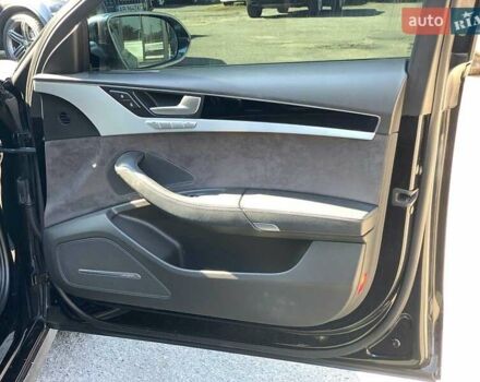 Ауди С8 2013 в Виннице на Automoto.ua Черный Ауди С8, объемом двигателя 4 л и пробегом 218 тыс. км за 22590 $, фото 23 на Automoto.ua