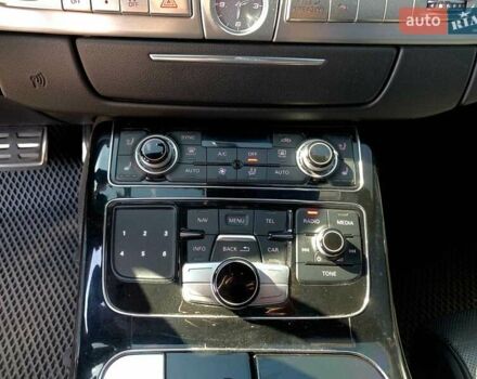Ауди С8 2013 в Виннице на Automoto.ua Черный Ауди С8, объемом двигателя 4 л и пробегом 218 тыс. км за 22590 $, фото 33 на Automoto.ua