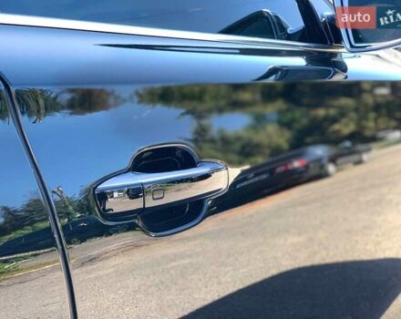 Ауди С8 2013 в Виннице на Automoto.ua Черный Ауди С8, объемом двигателя 4 л и пробегом 218 тыс. км за 22590 $, фото 15 на Automoto.ua