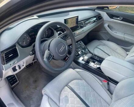 Черный Ауди С8, объемом двигателя 4 л и пробегом 57 тыс. км за 4100 $, фото 4 на Automoto.ua