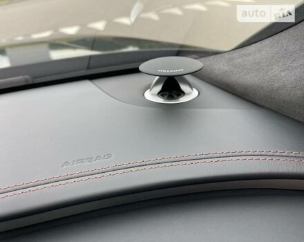 Черный Ауди С8, объемом двигателя 4 л и пробегом 68 тыс. км за 65700 $, фото 32 на Automoto.ua