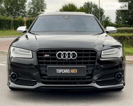 Черный Ауди С8, объемом двигателя 4 л и пробегом 68 тыс. км за 65700 $, фото 1 на Automoto.ua
