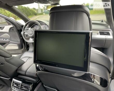 Черный Ауди С8, объемом двигателя 4 л и пробегом 68 тыс. км за 65700 $, фото 38 на Automoto.ua