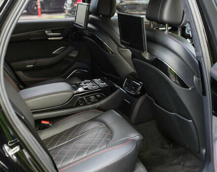 Чорний Ауді S8, об'ємом двигуна 3.99 л та пробігом 124 тис. км за 75000 $, фото 48 на Automoto.ua