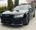Черный Ауди С8, объемом двигателя 3.99 л и пробегом 100 тыс. км за 42500 $, фото 1 на Automoto.ua