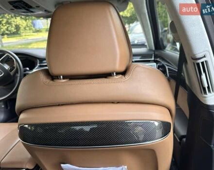 Чорний Ауді S8, об'ємом двигуна 4 л та пробігом 9 тис. км за 77500 $, фото 21 на Automoto.ua