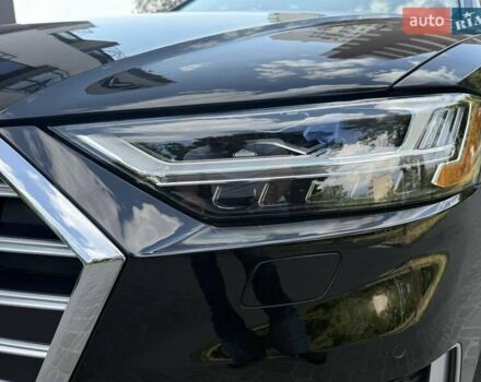 Чорний Ауді S8, об'ємом двигуна 4 л та пробігом 9 тис. км за 77500 $, фото 4 на Automoto.ua