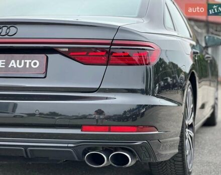 Черный Ауди С8, объемом двигателя 4 л и пробегом 43 тыс. км за 115500 $, фото 34 на Automoto.ua