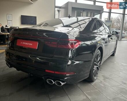 Черный Ауди С8, объемом двигателя 4 л и пробегом 53 тыс. км за 136465 $, фото 14 на Automoto.ua