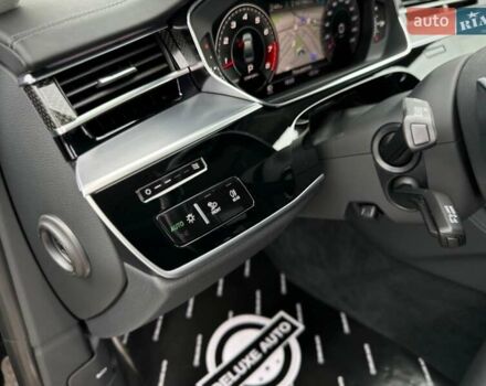 Черный Ауди С8, объемом двигателя 4 л и пробегом 43 тыс. км за 115500 $, фото 135 на Automoto.ua