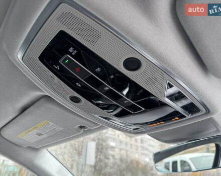 Черный Ауди С8, объемом двигателя 4 л и пробегом 43 тыс. км за 114000 $, фото 31 на Automoto.ua