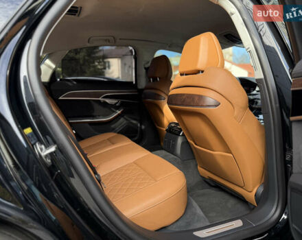 Чорний Ауді S8, об'ємом двигуна 4 л та пробігом 115 тис. км за 88900 $, фото 62 на Automoto.ua