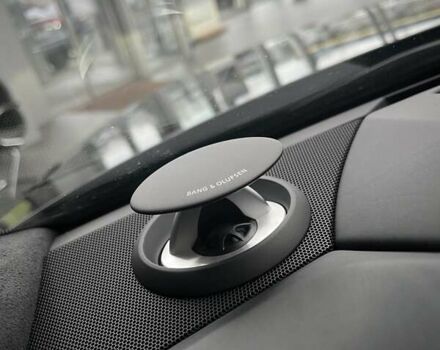 Черный Ауди С8, объемом двигателя 4 л и пробегом 53 тыс. км за 136465 $, фото 50 на Automoto.ua