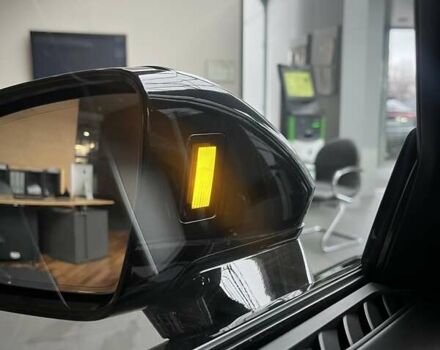 Черный Ауди С8, объемом двигателя 4 л и пробегом 53 тыс. км за 136465 $, фото 57 на Automoto.ua