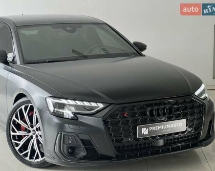 Черный Ауди С8, объемом двигателя 4 л и пробегом 90 тыс. км за 97000 $, фото 3 на Automoto.ua