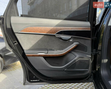 Чорний Ауді S8, об'ємом двигуна 4 л та пробігом 115 тис. км за 88900 $, фото 50 на Automoto.ua