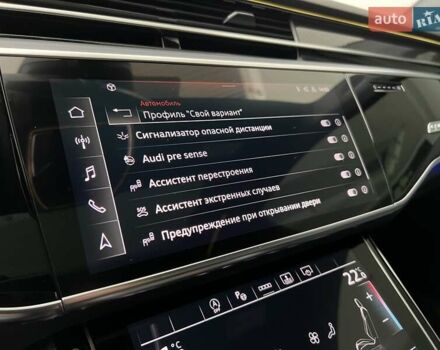 Черный Ауди С8, объемом двигателя 4 л и пробегом 90 тыс. км за 97000 $, фото 32 на Automoto.ua