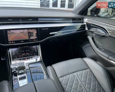 Ауди С8 2022 в Киеве на Automoto.ua Черный Ауди С8, объемом двигателя 4 л и пробегом 85 тыс. км за 102000 $, фото 18 на Automoto.ua