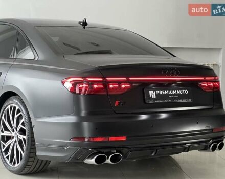 Черный Ауди С8, объемом двигателя 4 л и пробегом 90 тыс. км за 97000 $, фото 9 на Automoto.ua