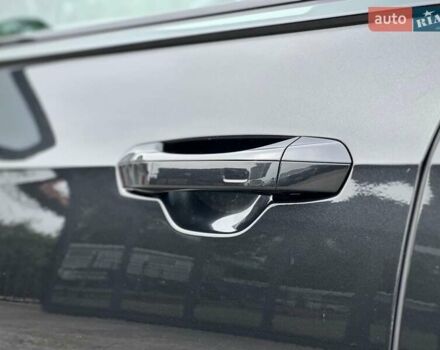 Черный Ауди С8, объемом двигателя 4 л и пробегом 43 тыс. км за 115500 $, фото 35 на Automoto.ua