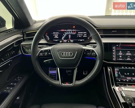 Черный Ауди С8, объемом двигателя 4 л и пробегом 90 тыс. км за 97000 $, фото 13 на Automoto.ua