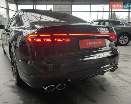 Черный Ауди С8, объемом двигателя 4 л и пробегом 53 тыс. км за 136465 $, фото 21 на Automoto.ua