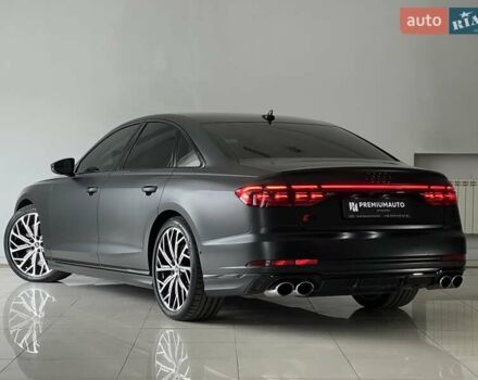 Черный Ауди С8, объемом двигателя 4 л и пробегом 85 тыс. км за 99000 $, фото 8 на Automoto.ua