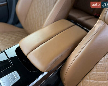 Чорний Ауді S8, об'ємом двигуна 4 л та пробігом 115 тис. км за 88900 $, фото 38 на Automoto.ua