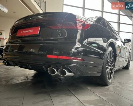 Черный Ауди С8, объемом двигателя 4 л и пробегом 53 тыс. км за 136465 $, фото 15 на Automoto.ua