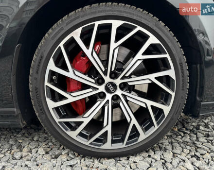 Черный Ауди С8, объемом двигателя 4 л и пробегом 43 тыс. км за 114000 $, фото 36 на Automoto.ua