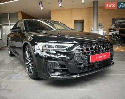 Черный Ауди С8, объемом двигателя 4 л и пробегом 53 тыс. км за 136465 $, фото 8 на Automoto.ua