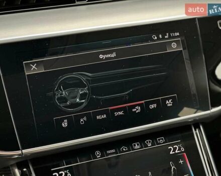 Черный Ауди С8, объемом двигателя 4 л и пробегом 43 тыс. км за 115500 $, фото 65 на Automoto.ua