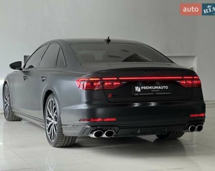 Черный Ауди С8, объемом двигателя 4 л и пробегом 90 тыс. км за 97000 $, фото 11 на Automoto.ua