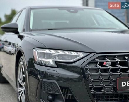 Черный Ауди С8, объемом двигателя 4 л и пробегом 43 тыс. км за 115500 $, фото 139 на Automoto.ua