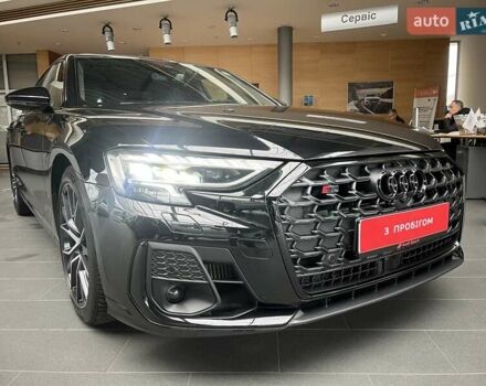 Черный Ауди С8, объемом двигателя 4 л и пробегом 53 тыс. км за 136465 $, фото 19 на Automoto.ua