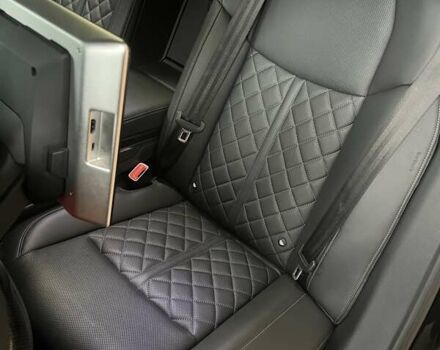 Черный Ауди С8, объемом двигателя 4 л и пробегом 53 тыс. км за 136465 $, фото 31 на Automoto.ua