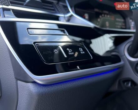 Ауди С8 2022 в Киеве на Automoto.ua Черный Ауди С8, объемом двигателя 4 л и пробегом 85 тыс. км за 102000 $, фото 37 на Automoto.ua