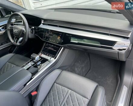 Ауди С8 2022 в Киеве на Automoto.ua Черный Ауди С8, объемом двигателя 4 л и пробегом 85 тыс. км за 102000 $, фото 34 на Automoto.ua